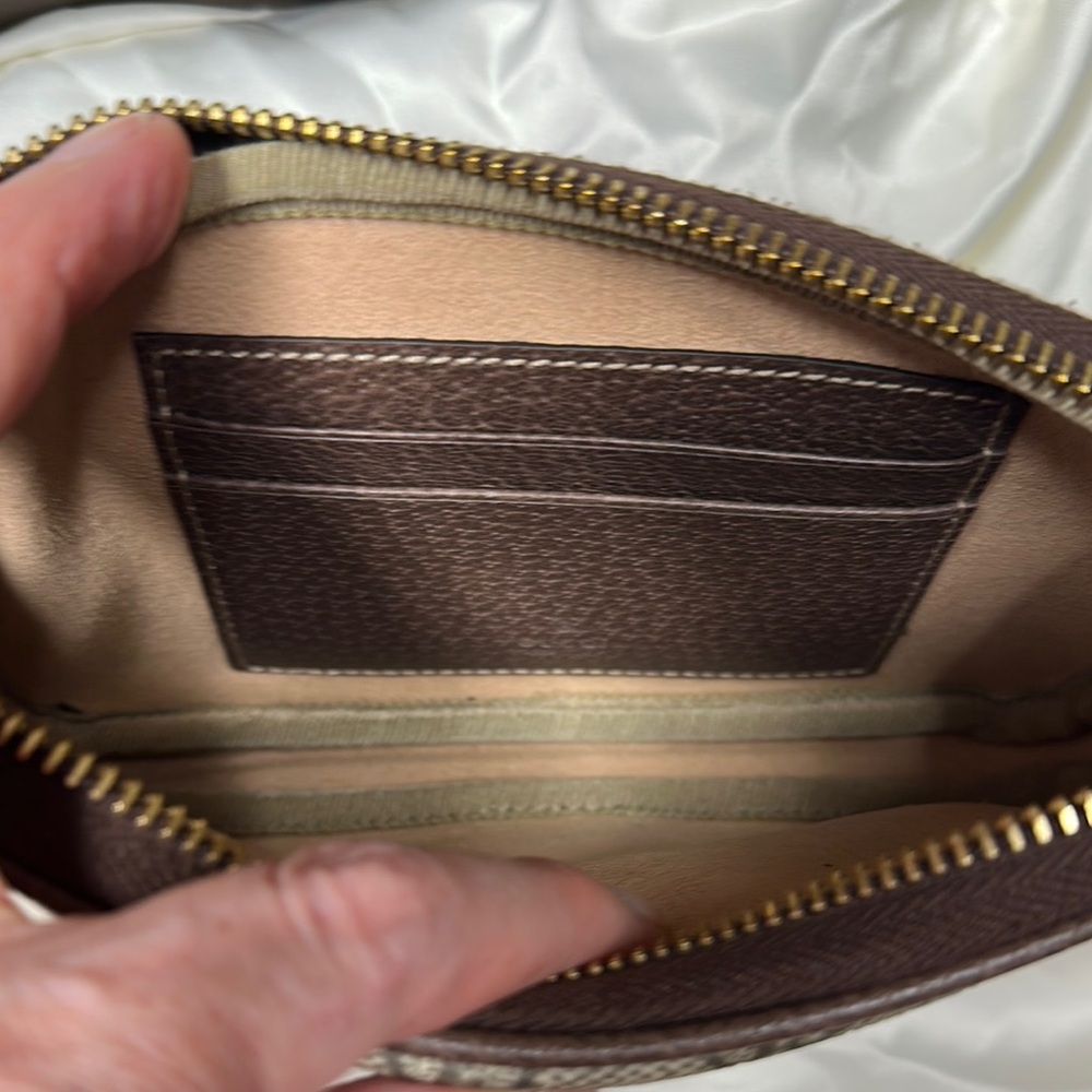 Gucci Brown GG Supreme Canvas Belt Bag with Web Stripe - Picture 2 of 2